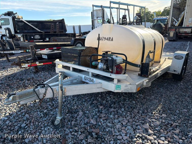2016 Aluma 8214HS tank trailer - YA4288