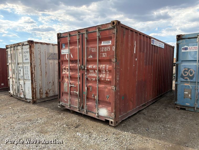 2004 CIMC shipping container - YA4665