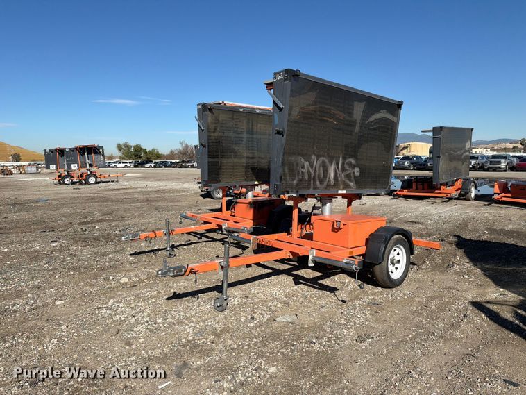 (2) 2020 Wanco WVT3 message board trailers - YA4676