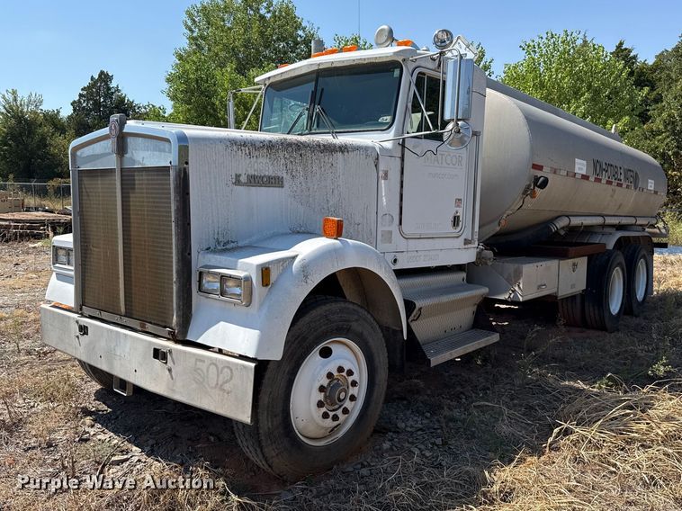 1986 Kenworth W900 tank truck - DE6567