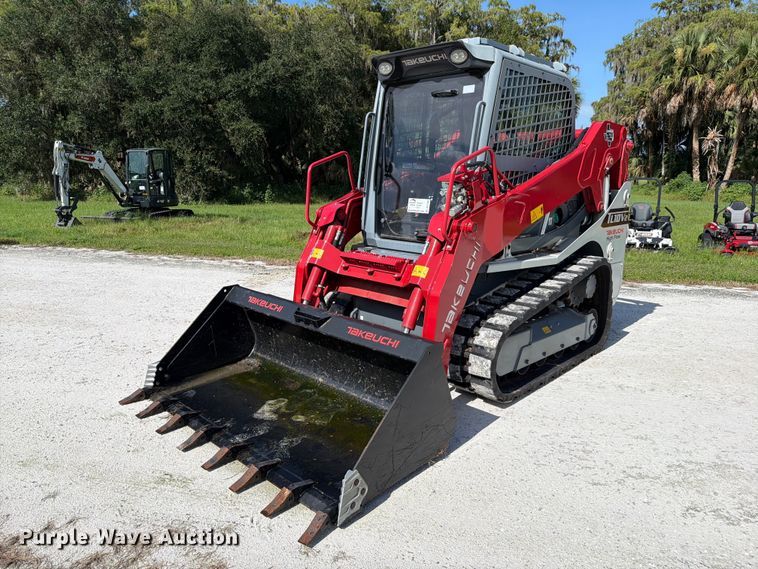 2024 Takeuchi TL10V2 tracked skid steer loader - DV7366
