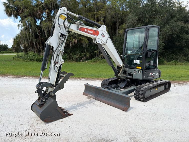 2024 Bobcat E40 mini excavator - DV7368