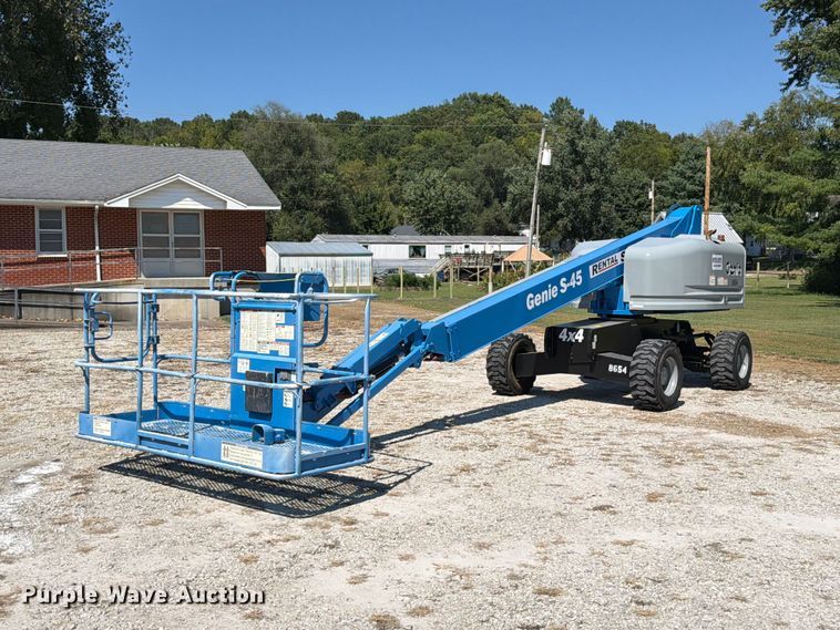 2016 JLG S-45 boom lift - DZ4701