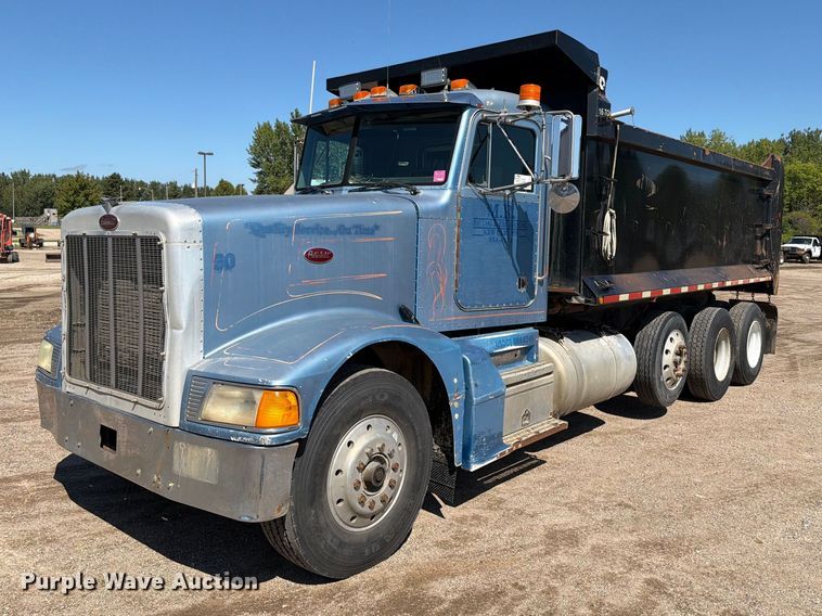 1991 Peterbilt 377 dump truck - EA0454