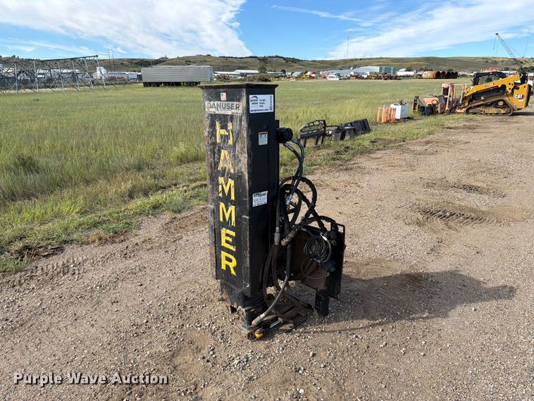 Danuser SM40 Hammer skid steer post driver - EA0492