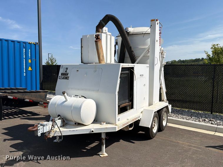 Magnum HEPA Vac 522 vacuum trailer - EO8750