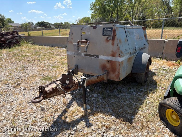 1994 LeRoi 185 air compressor - EP7578