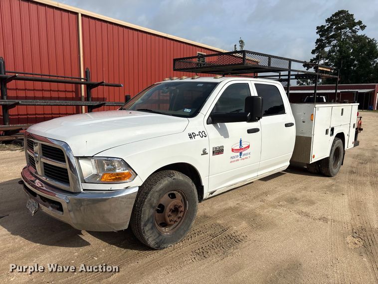 2012 Dodge Ram 3500 Crew Cab utility bed pickup truck - EU0692