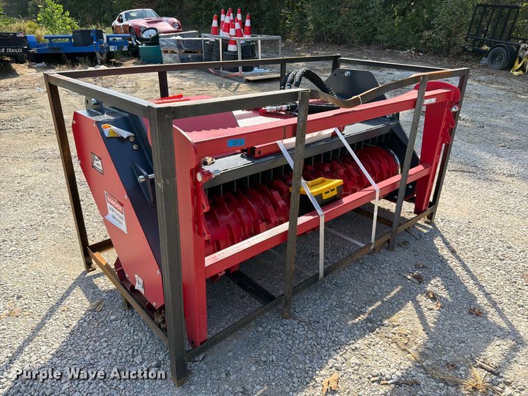 Handy HBDM72 skid steer mulcher - EX2708