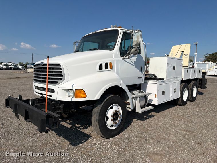 2006 Sterling L8500 utility / service truck - FB5108