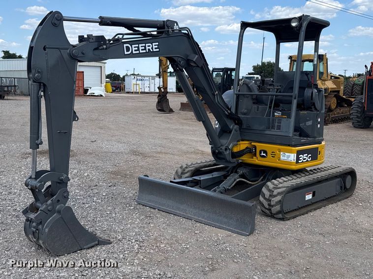 2015 John Deere 35G mini excavator - FH6630