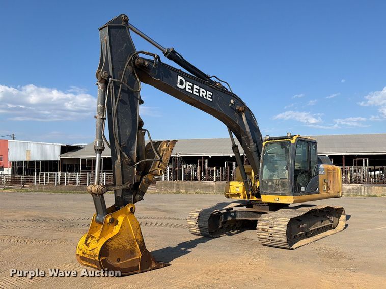 2014 John Deere 210G LC excavator - FI0374