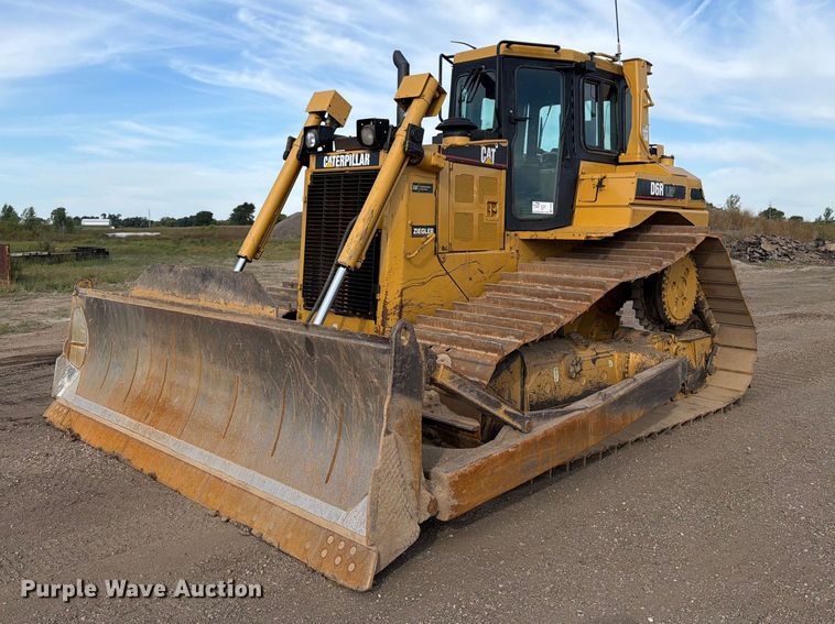 2004 Caterpillar D6R dozer - FJ0509