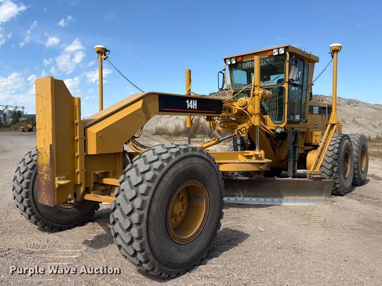 2001 Caterpillar 14H motor grader - FJ0518