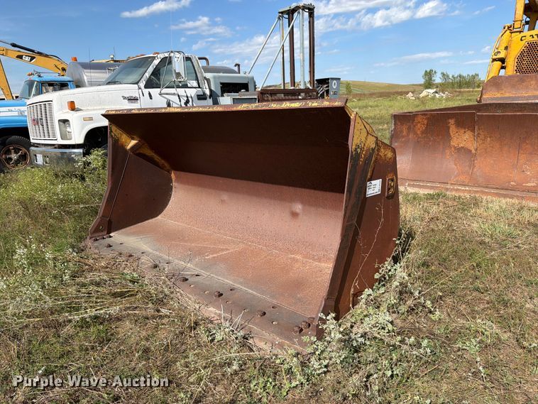 Wheel loader bucket - FJ0528