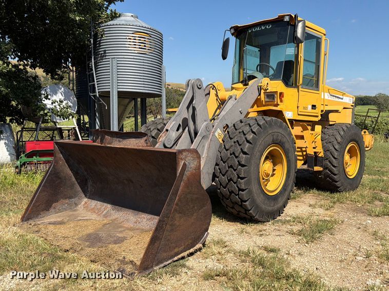2002 Volvo L70D wheel loader - FK3712