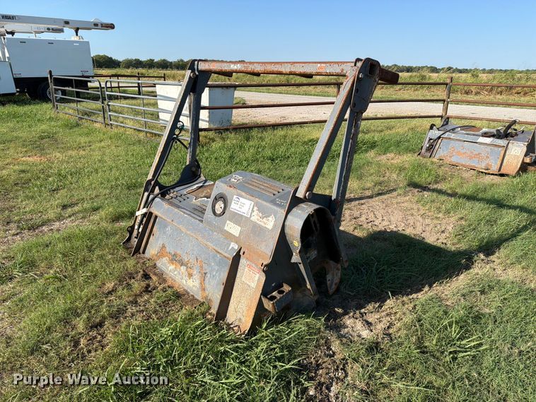 Loftness skid steer mulcher - FK5165