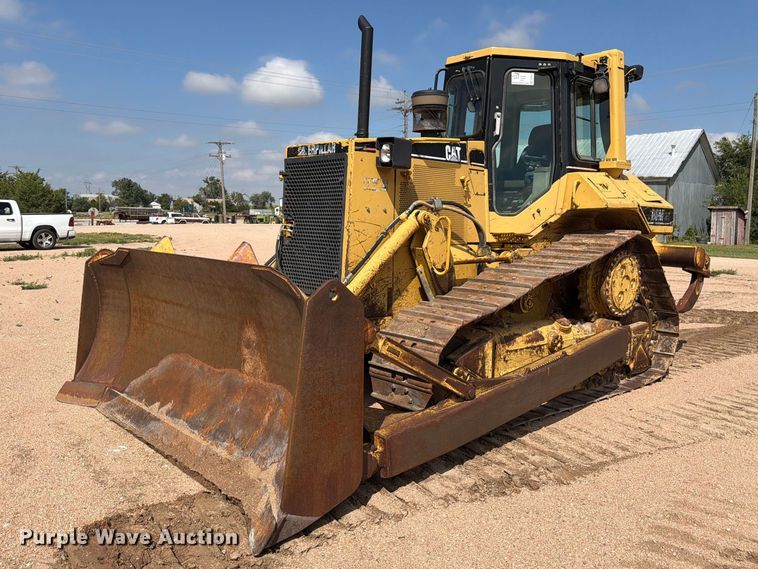 1998 Caterpillar D6M XL dozer - FM7643