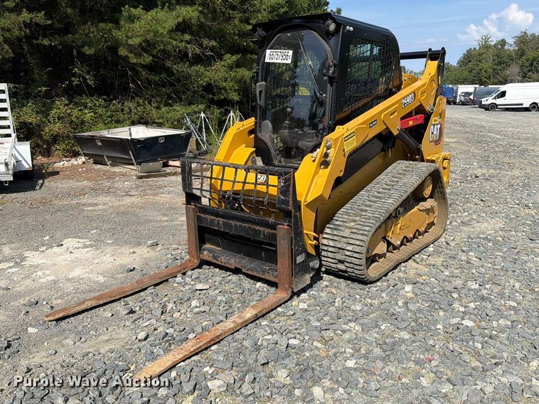2023 Caterpillar 259D3 tracked skid steer loader - YA5084