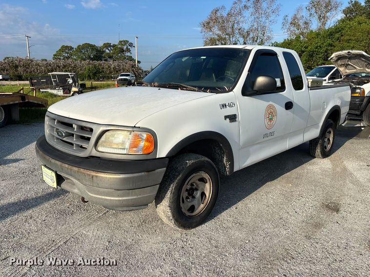 2003 Ford F150 Ext. Cab pickup truck - DU6250