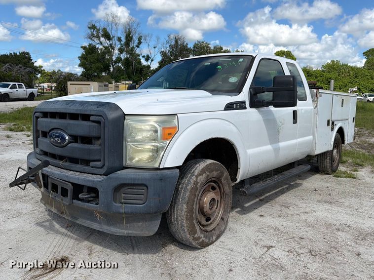 2015 Ford F250 Super Duty Ext. Cab pickup truck - DV7340