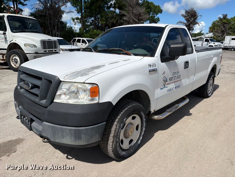 2005 Ford F-150 Ext. Cab pickup truck - DV7364