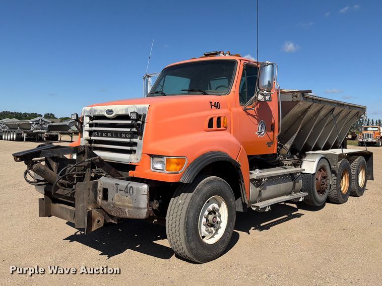 2006 Sterling Truck L9500 Series applicator truck - EA0516