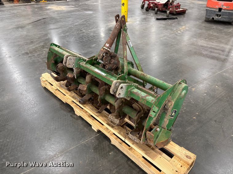 John Deere 660 rototiller - ER3313