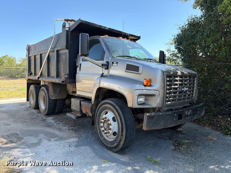 2007 Chevrolet C8500 dump truck - ES8135