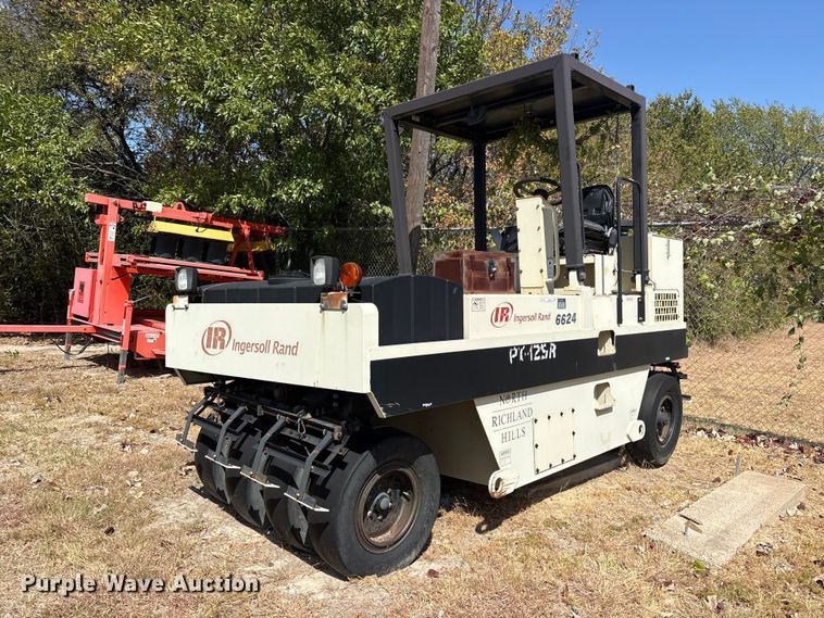 2006 Ingersoll Rand PT125R pneumatic roller - ES8137