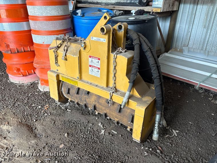 Tiger side boom mulcher - EU0698