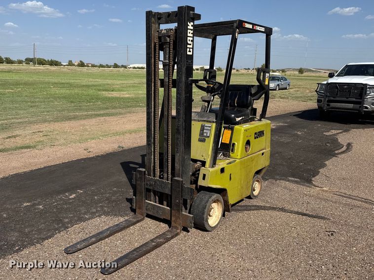 Clark C500-30 forklift - EW4355