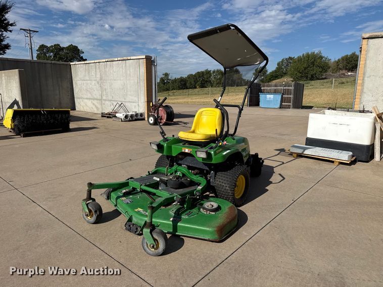 John Deere F687 ZTR lawn mower - FB6931