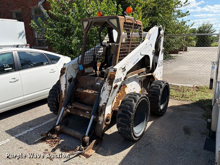 2003 Bobcat S250 skid steer loader - FB8885