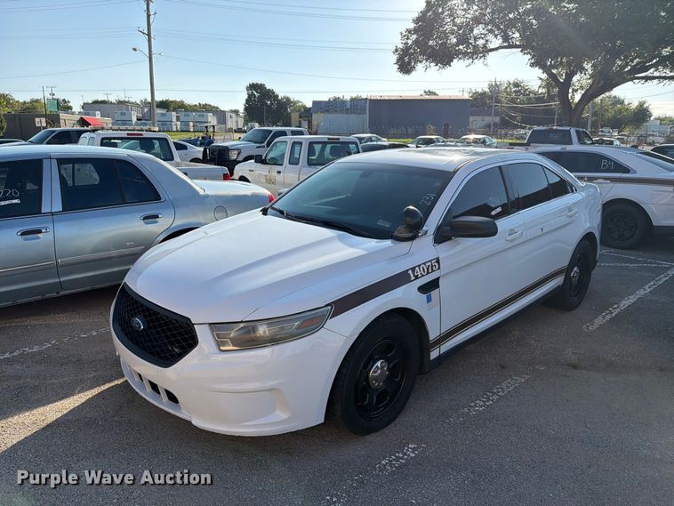 2014 Ford Taurus Police Interceptor  - FB8916