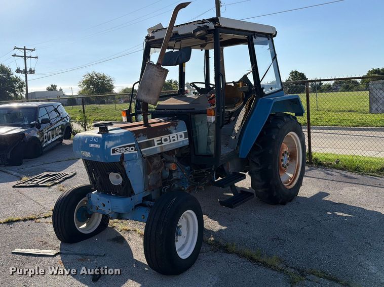 1995 Ford 3430 tractor - FB8919