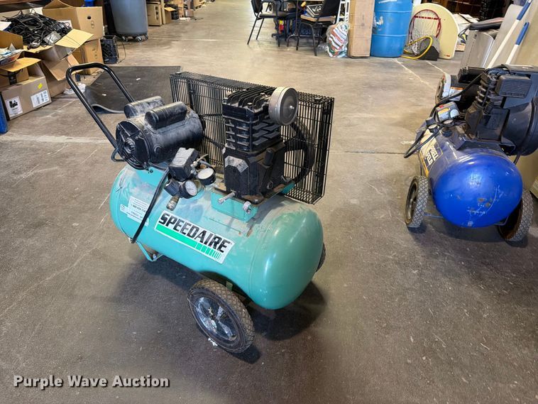 Speedaire 1NNF6 air compressor - FB8934