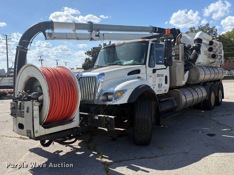 2007 International WorkStar 7400 sewer jetter truck - FB8963