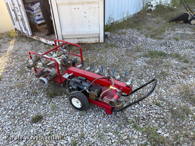 (2) hose testing pumps - FT6233