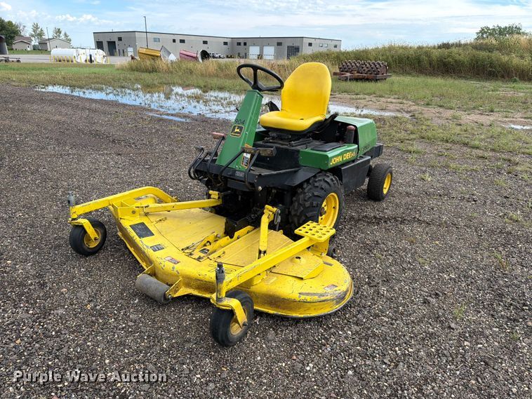 John Deere F935 lawn tractor - FT8058