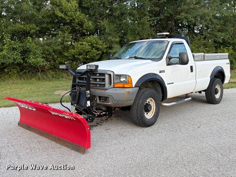 2000 Ford F250 Super Duty XL pickup truck - FU4670