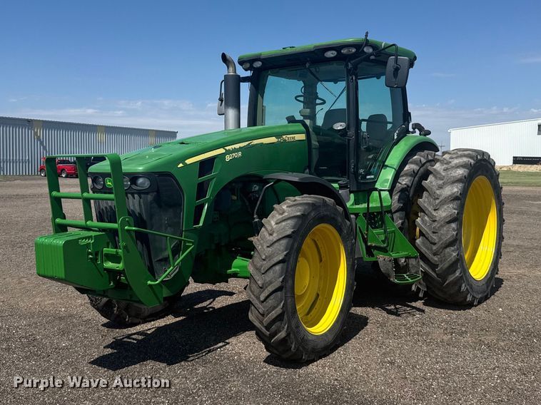 2010 John Deere 8270R MFWD tractor - DY3267