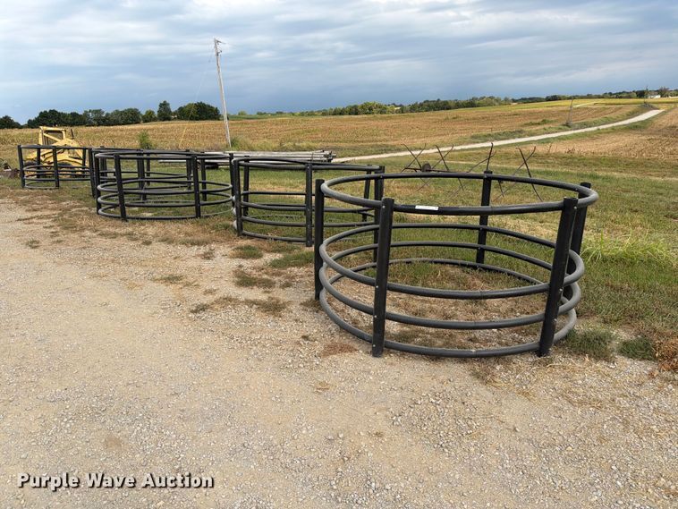 (5) Century poly bale feeders - DZ4761