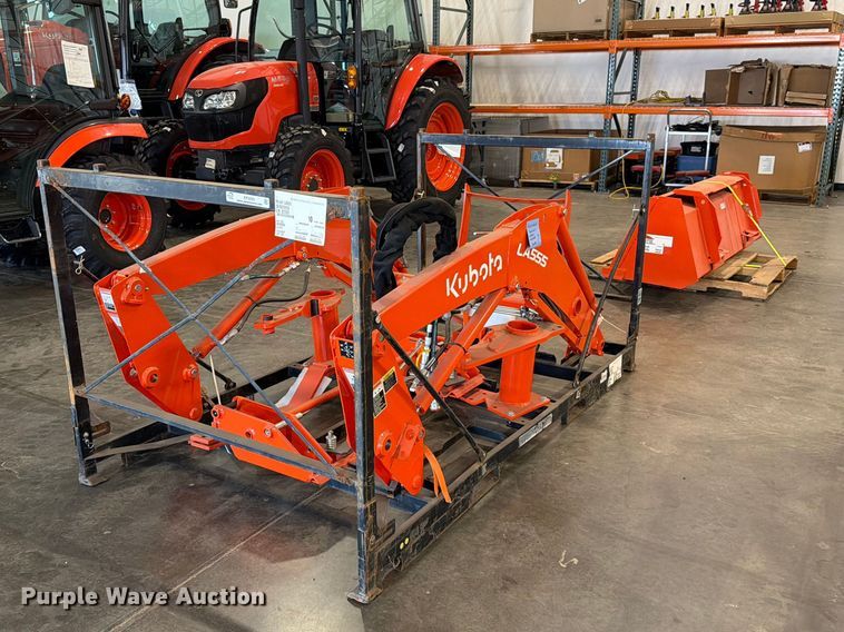 Kubota LA555 loader - EP3035