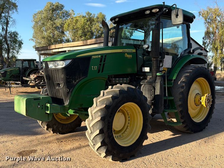 2012 John Deere 7200R MFWD tractor - FI2017