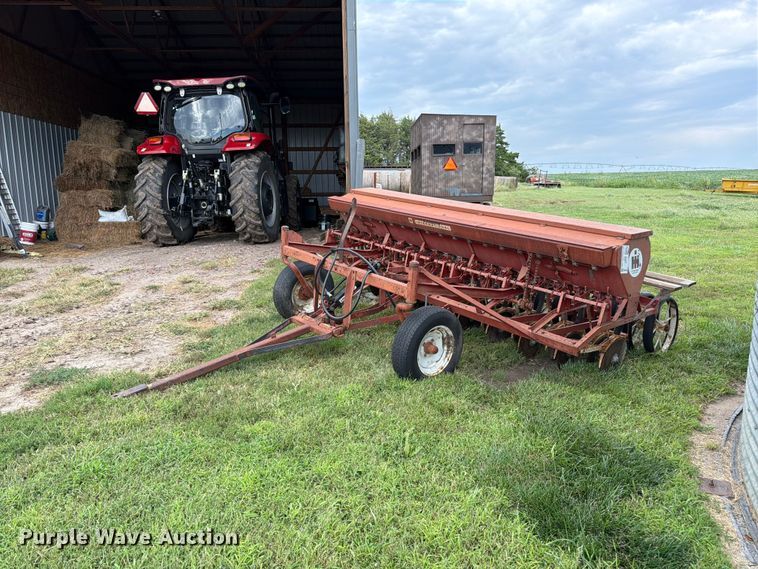 McCormick International grain drill - FK3443