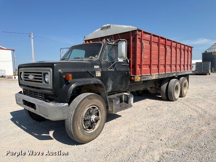 1978 Chevrolet Scottsdale C65 grain truck - FK3655