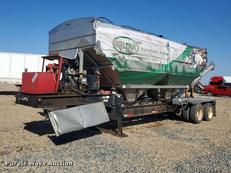 2023 KBH fertilizer tender trailer - YA4970