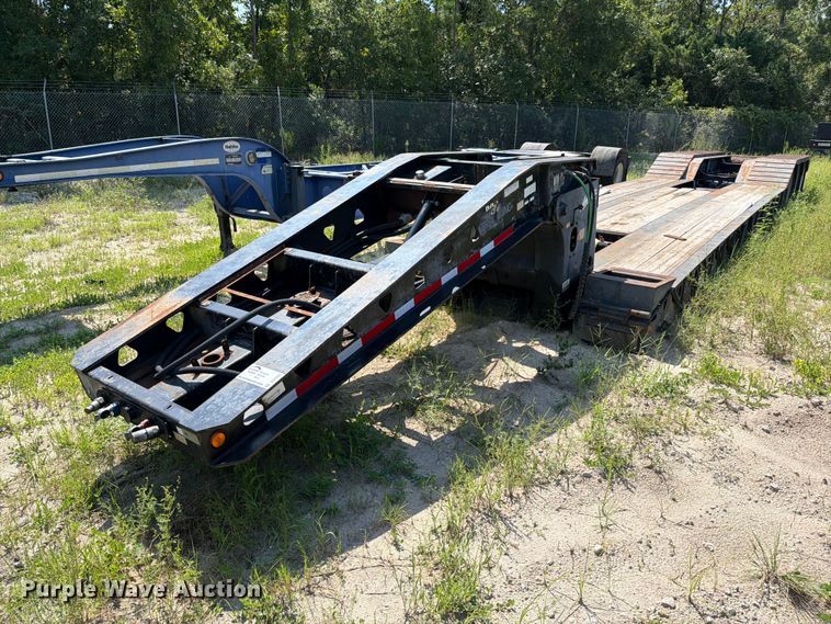 2006 Trail King lowboy equipment trailer - DV7307