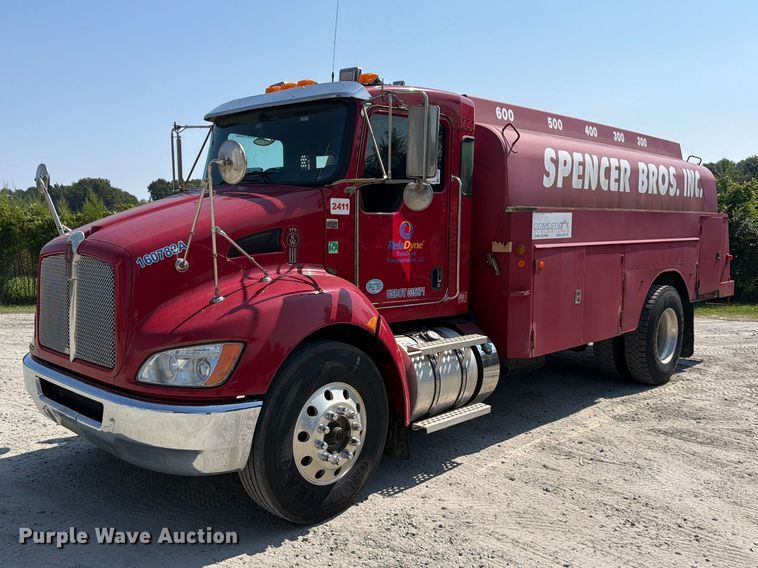 2016 Kenworth T3 Series fuel truck - EF1397